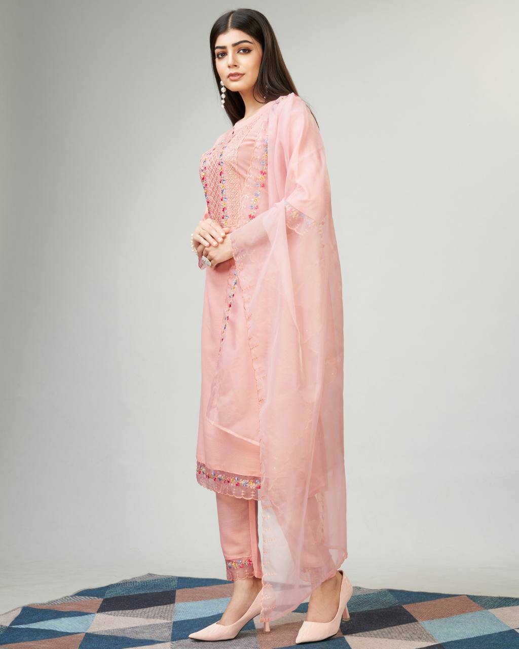 Pink viscose fabric kurti set