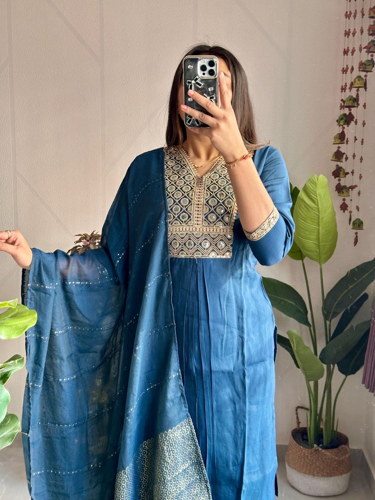 Heer Luxe -Premium Soft Cotton Embroidered Kurti Set