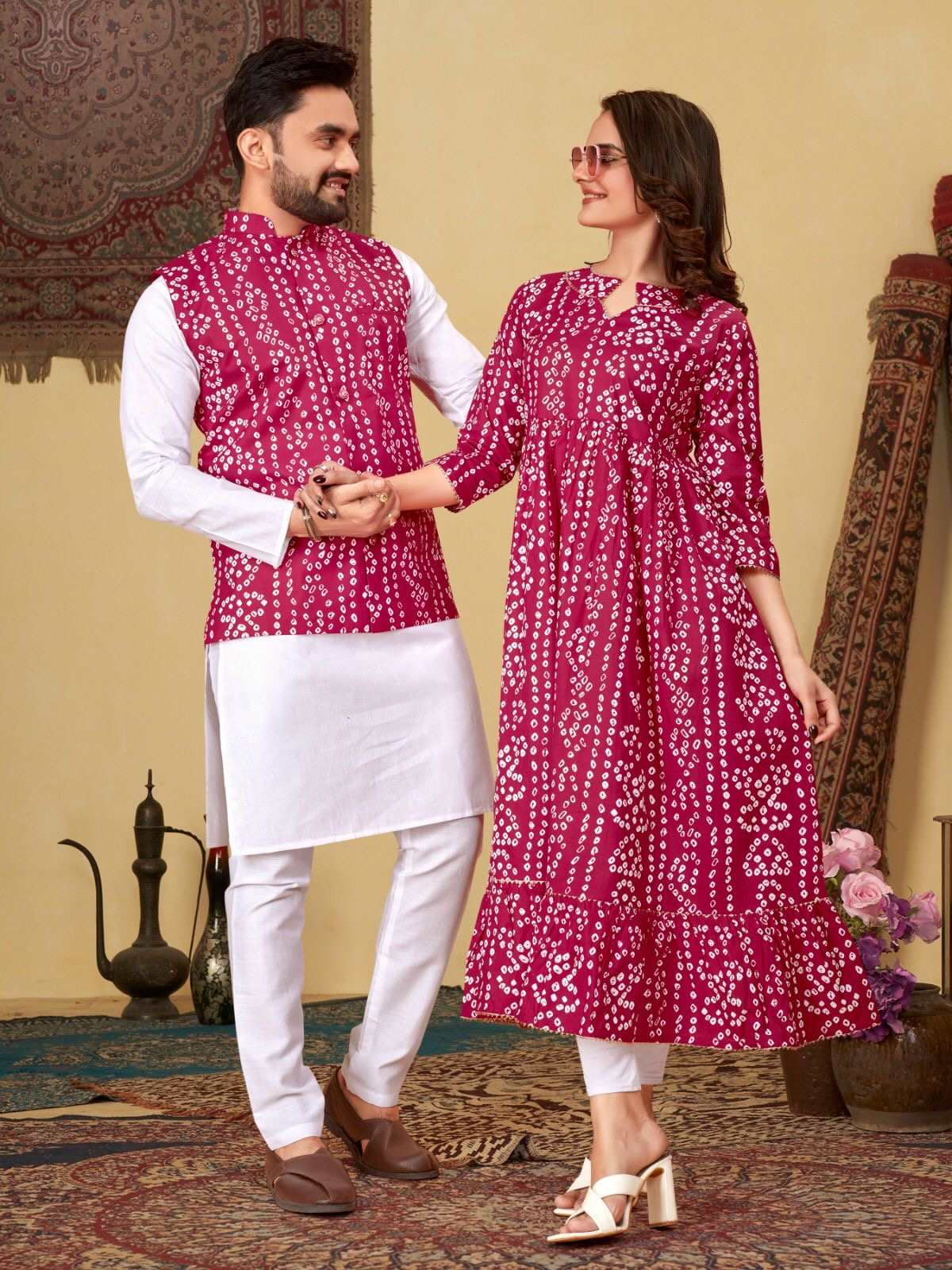 Manyata - Men & women couple bandhani set