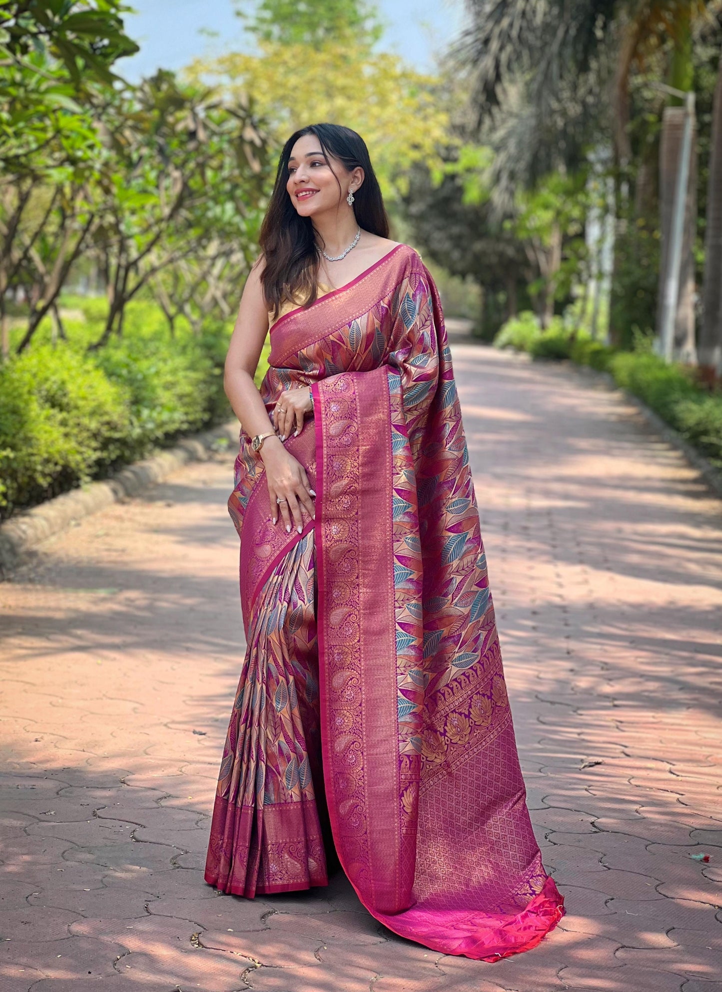 Kanika - Pure Kanchipattu Silk exquisite weaves body Saree with Stitched Blouse Options