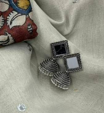 Grey linen saree with Jhumka and fully stitched blouse