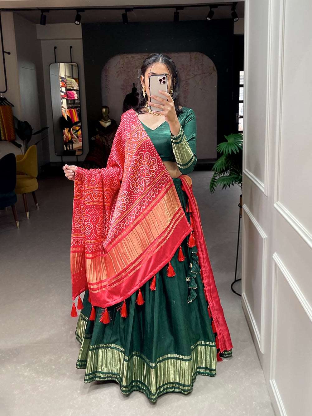 Evergreen simple lehenga with bandhej print silk dupatta