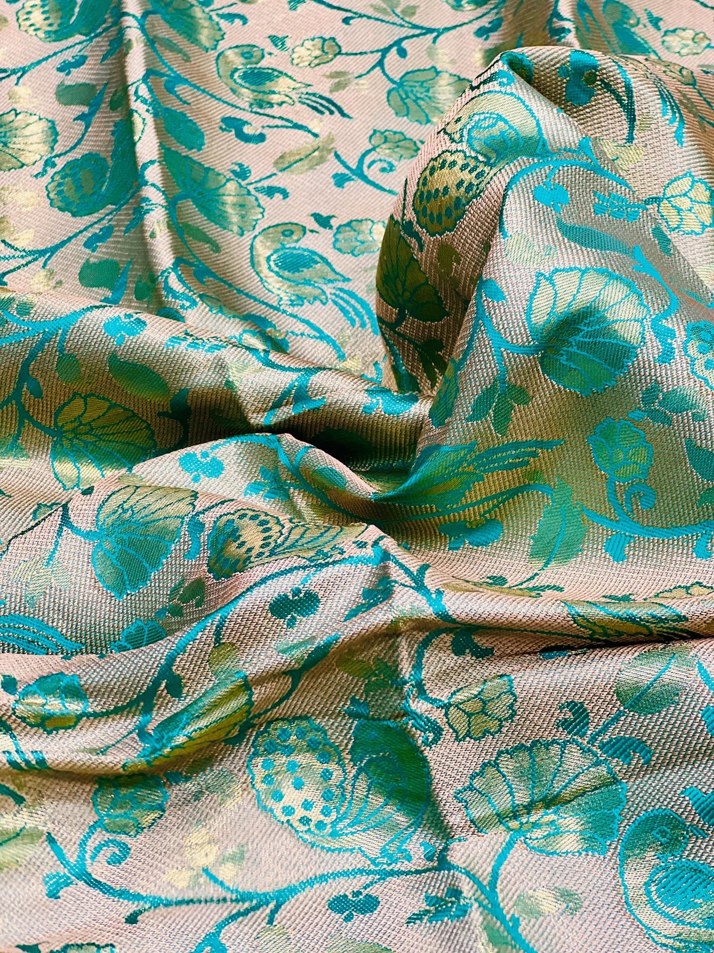 Premium Turquoise dual tone kanjiavaram style silk saree with blouse
