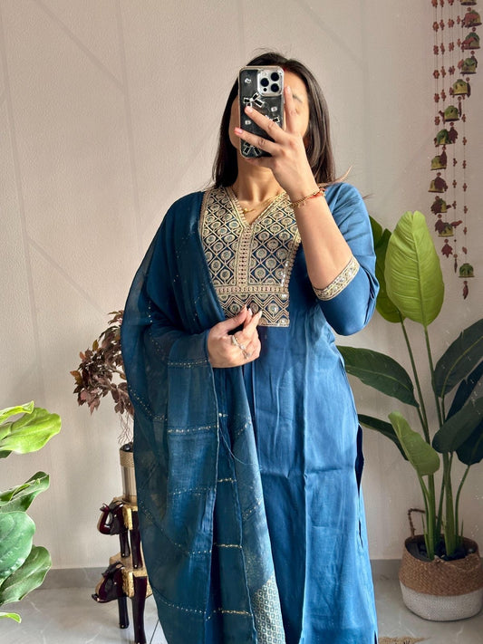 Heer Luxe -Premium Soft Cotton Embroidered Kurti Set