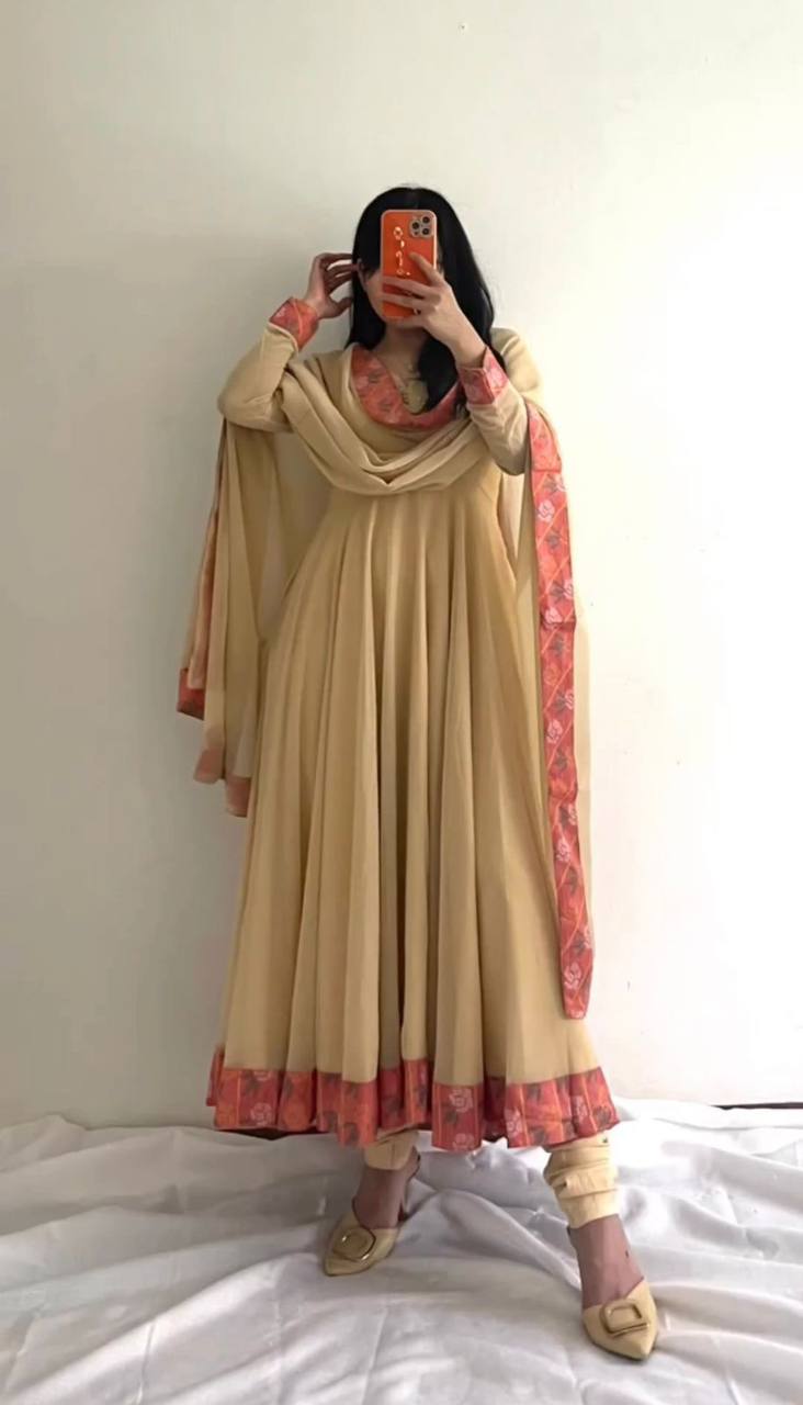 Classy Anarkali suit