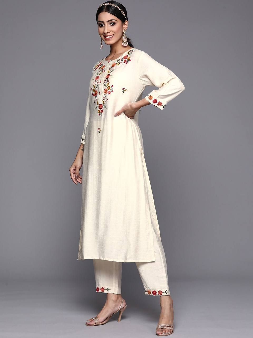 Off white floral printed kurta set