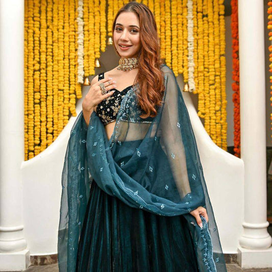 Morpinch Velvet fully stitched lehenga