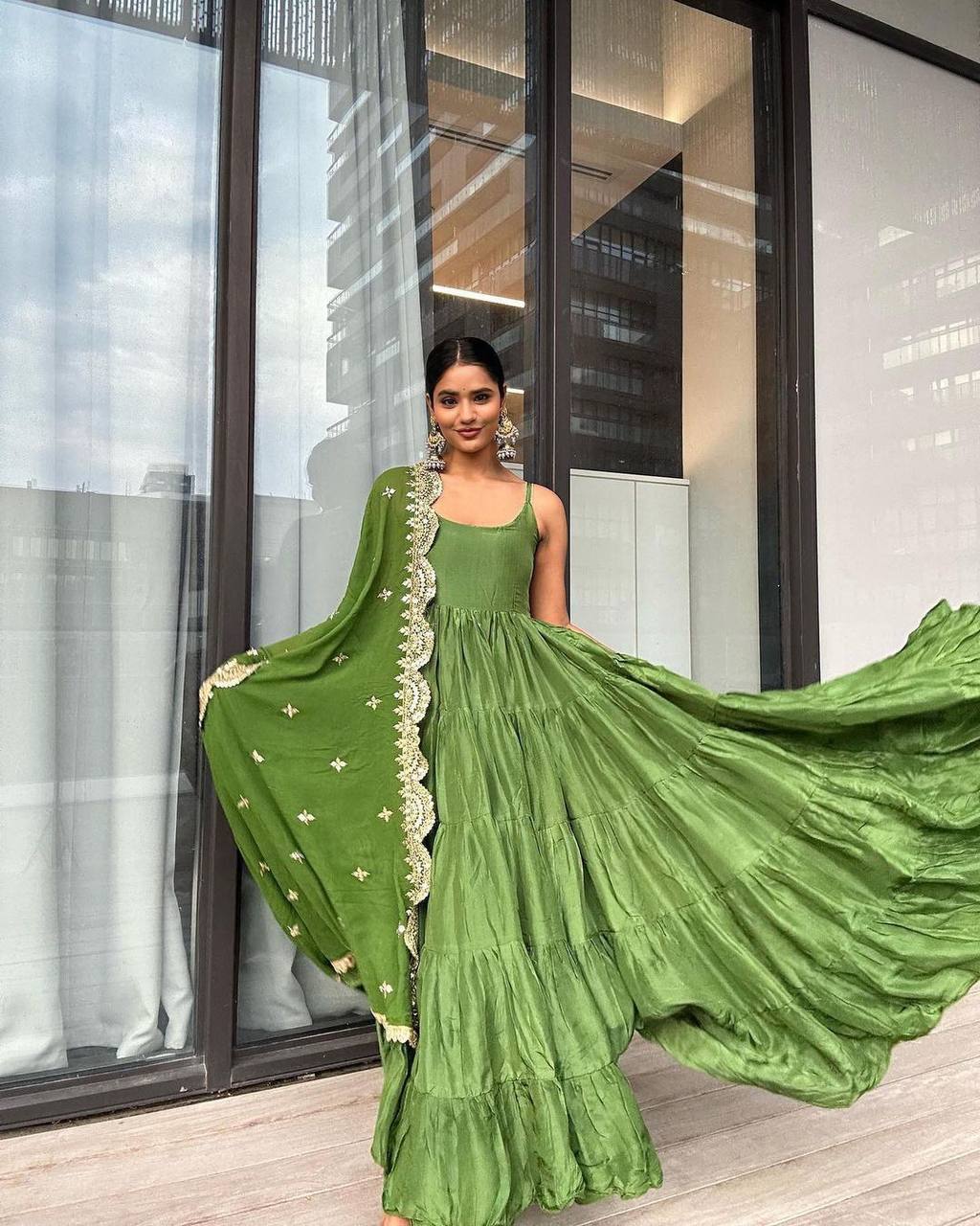 classic anarkali dress Green simple yet classic Anarkali suit