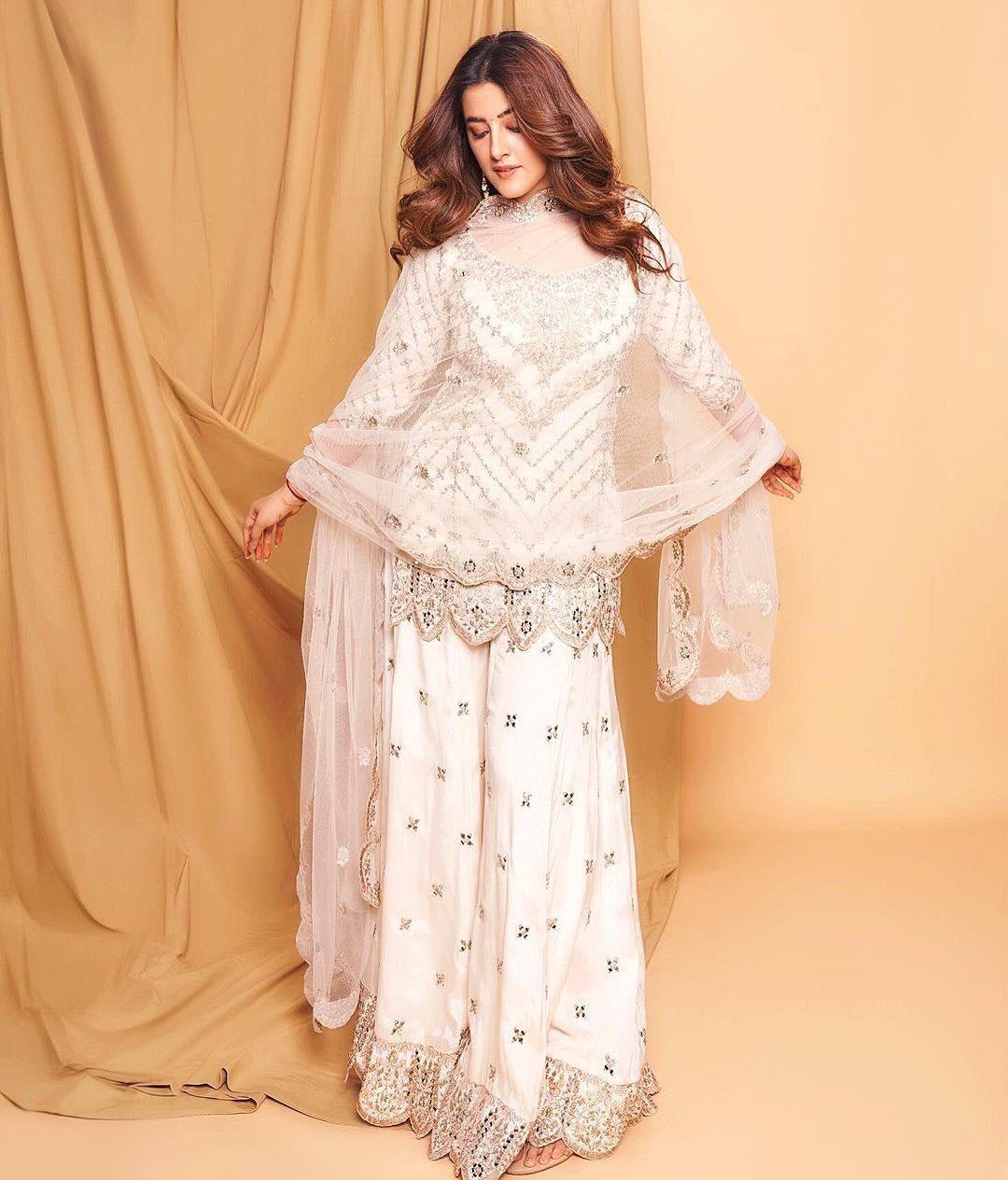 Premium Off white top and plazo set
