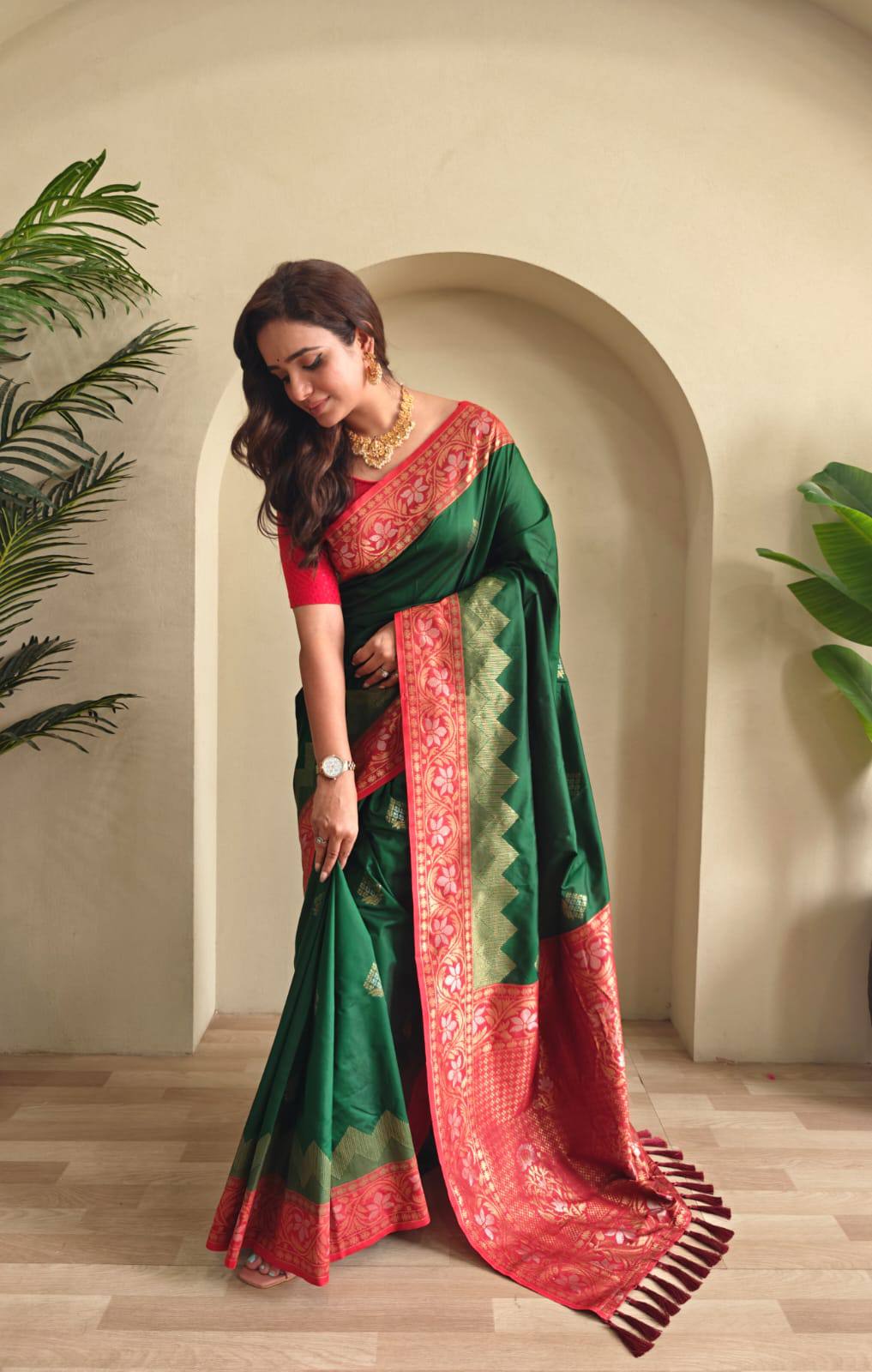 Priyanshi - Beautiful Dual Tone Soft Silk Saree with Zari Weaves with Stitched Blouse