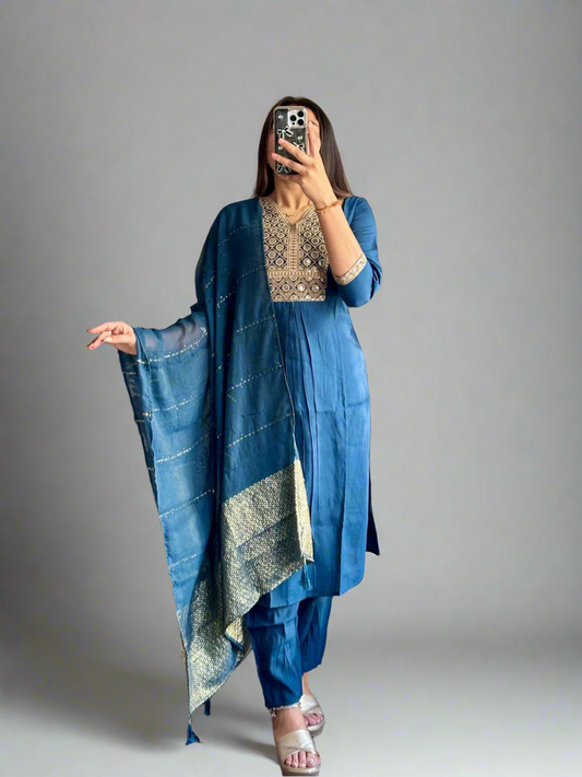 Heer Luxe -Premium Soft Cotton Embroidered Kurti Set