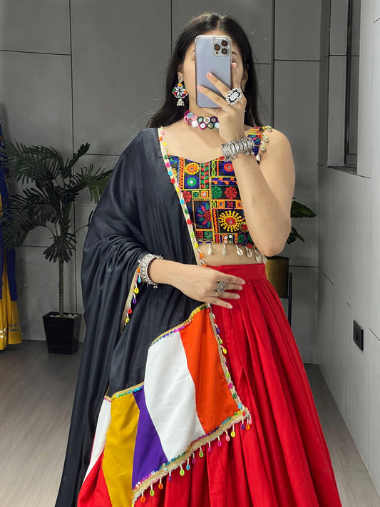 Pure Cotton Navratri Special Chaniya Choli with Vibrant Gamthi Handwork