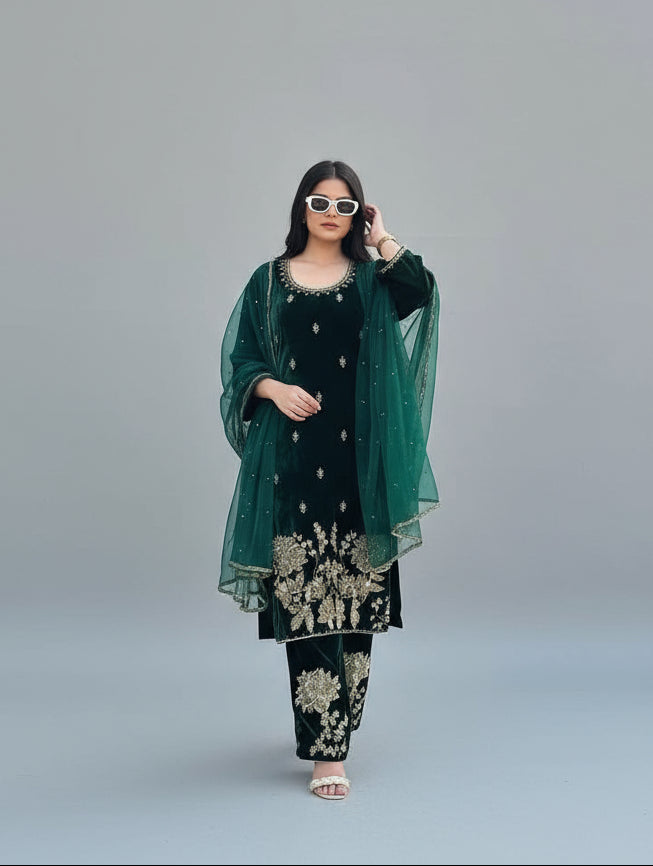 Woman in traditional outfit standing in front of a building with columns