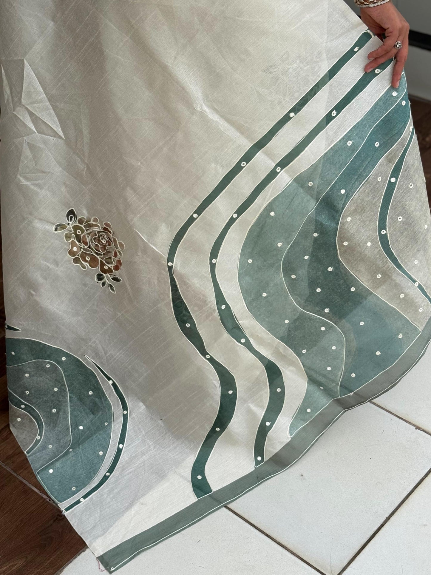 Pure Tusser Linen Saree Fluid Printed Design with Stitched Blouse Options