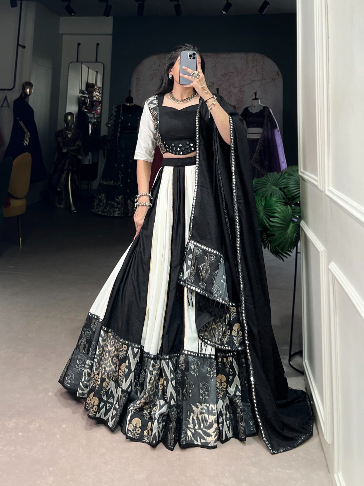 Mithudi - Premium Black Pure Cotton Rayon MIRROR Work Chaniya Choli for Navratri