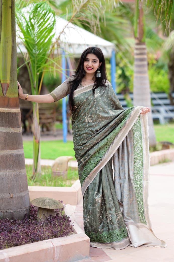 Evika - Premium Tussar Cotton Saree with Cut Work & Stitched Blouse