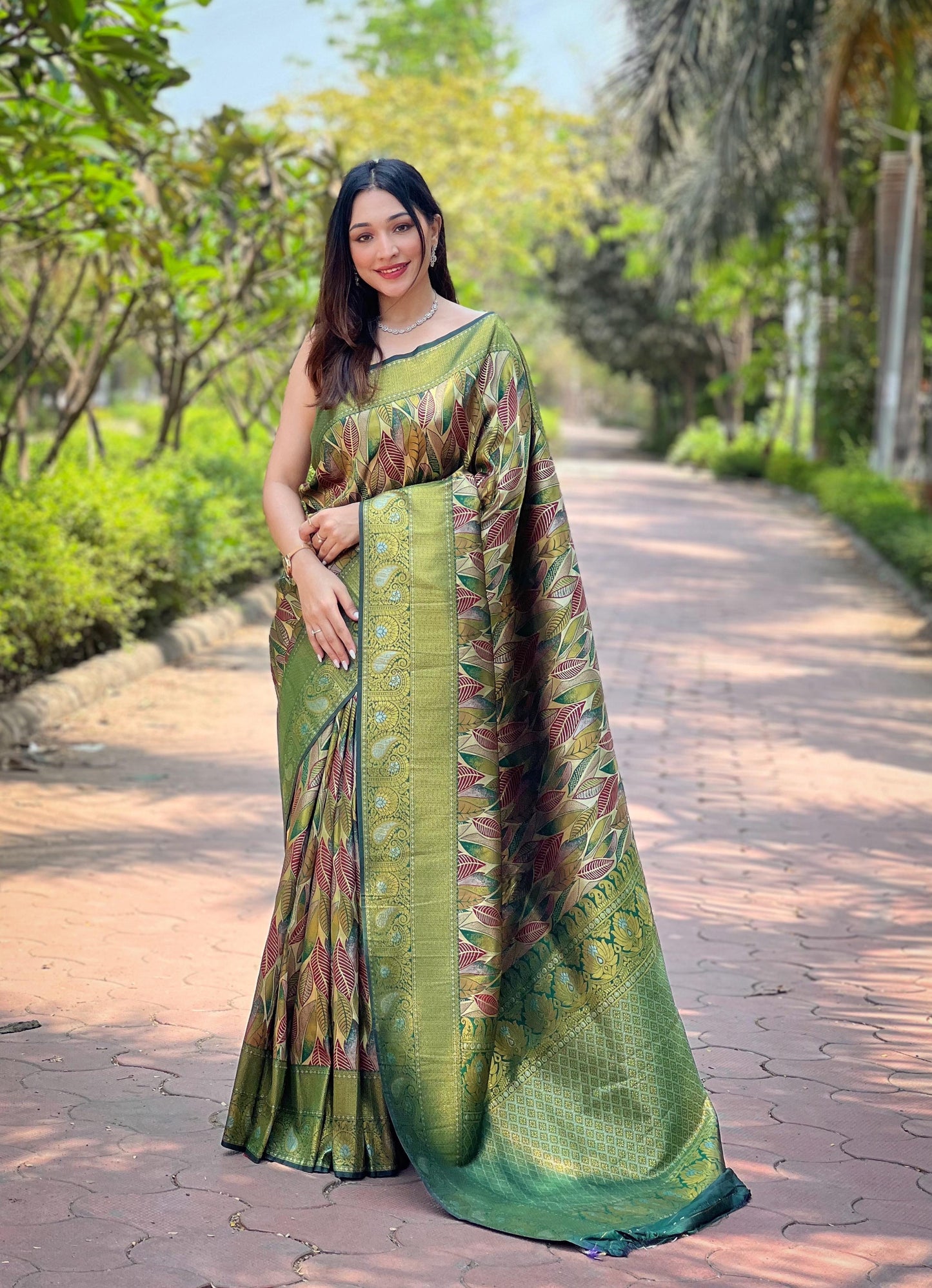 Kanika - Pure Kanchipattu Silk exquisite weaves body Saree with Stitched Blouse Options