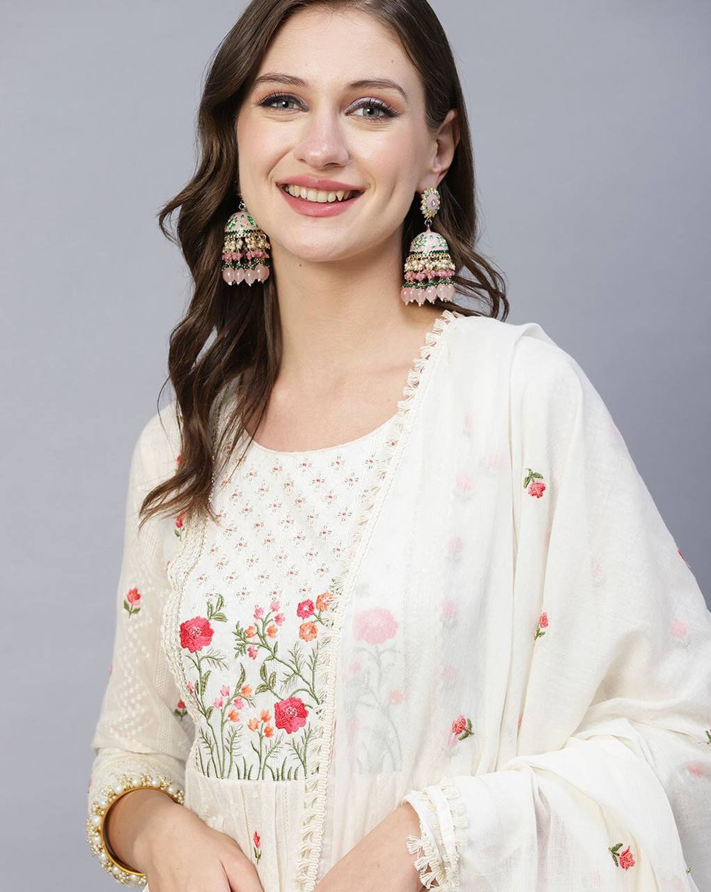 Off white embroidered work kurti set