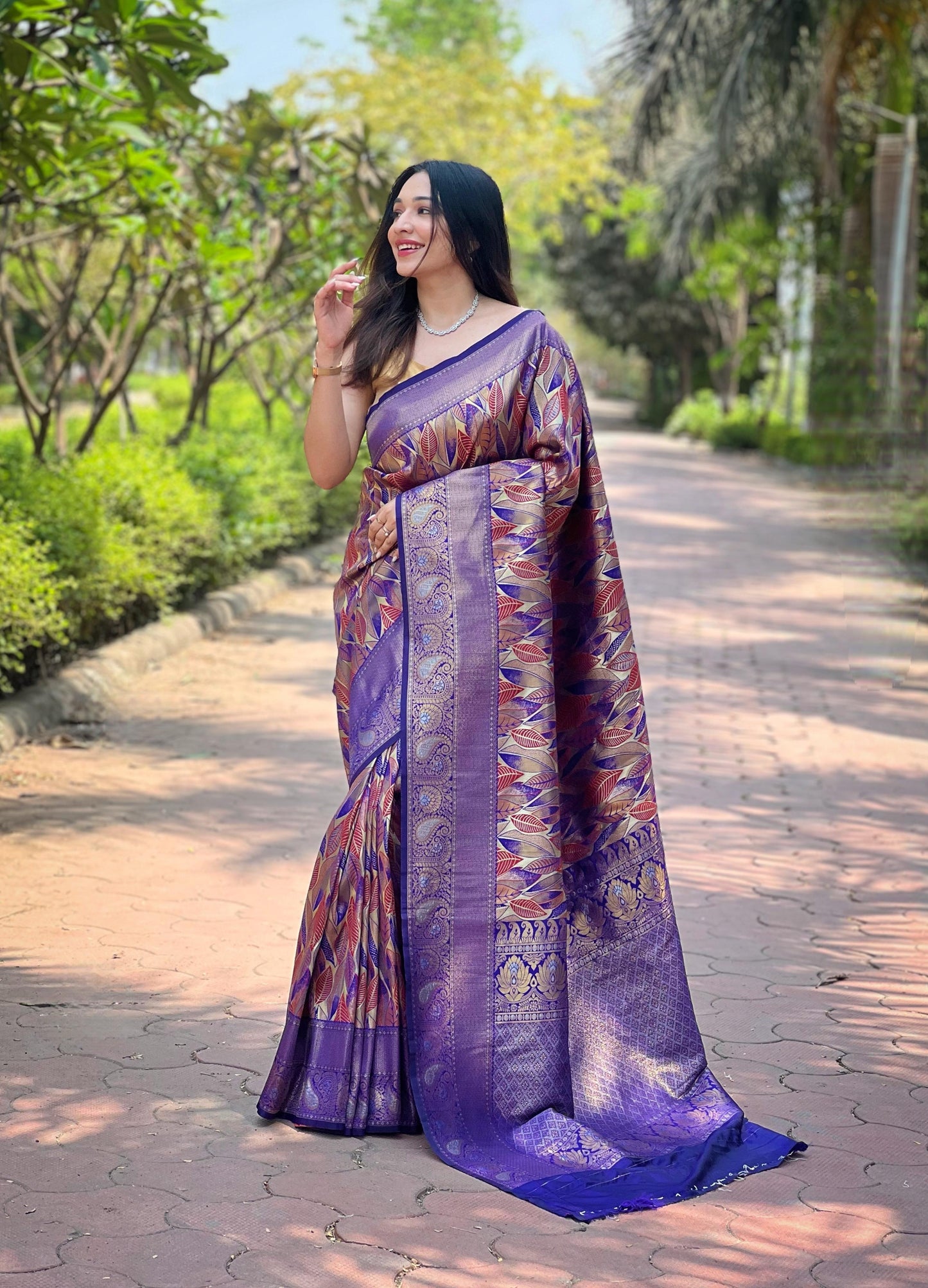 Kanika - Pure Kanchipattu Silk exquisite weaves body Saree with Stitched Blouse Options