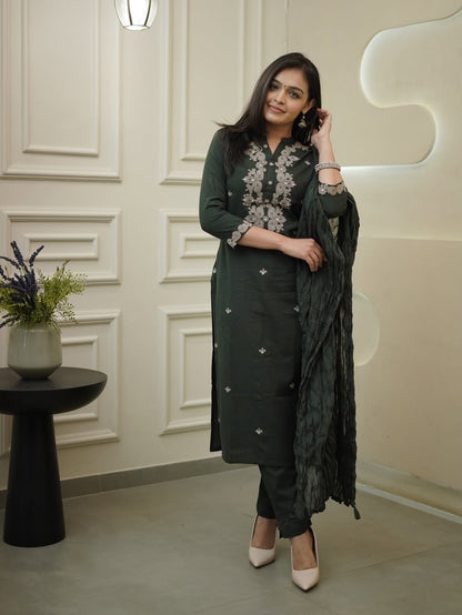Kavya - Premium Dark Green Kurti Set for all occasions