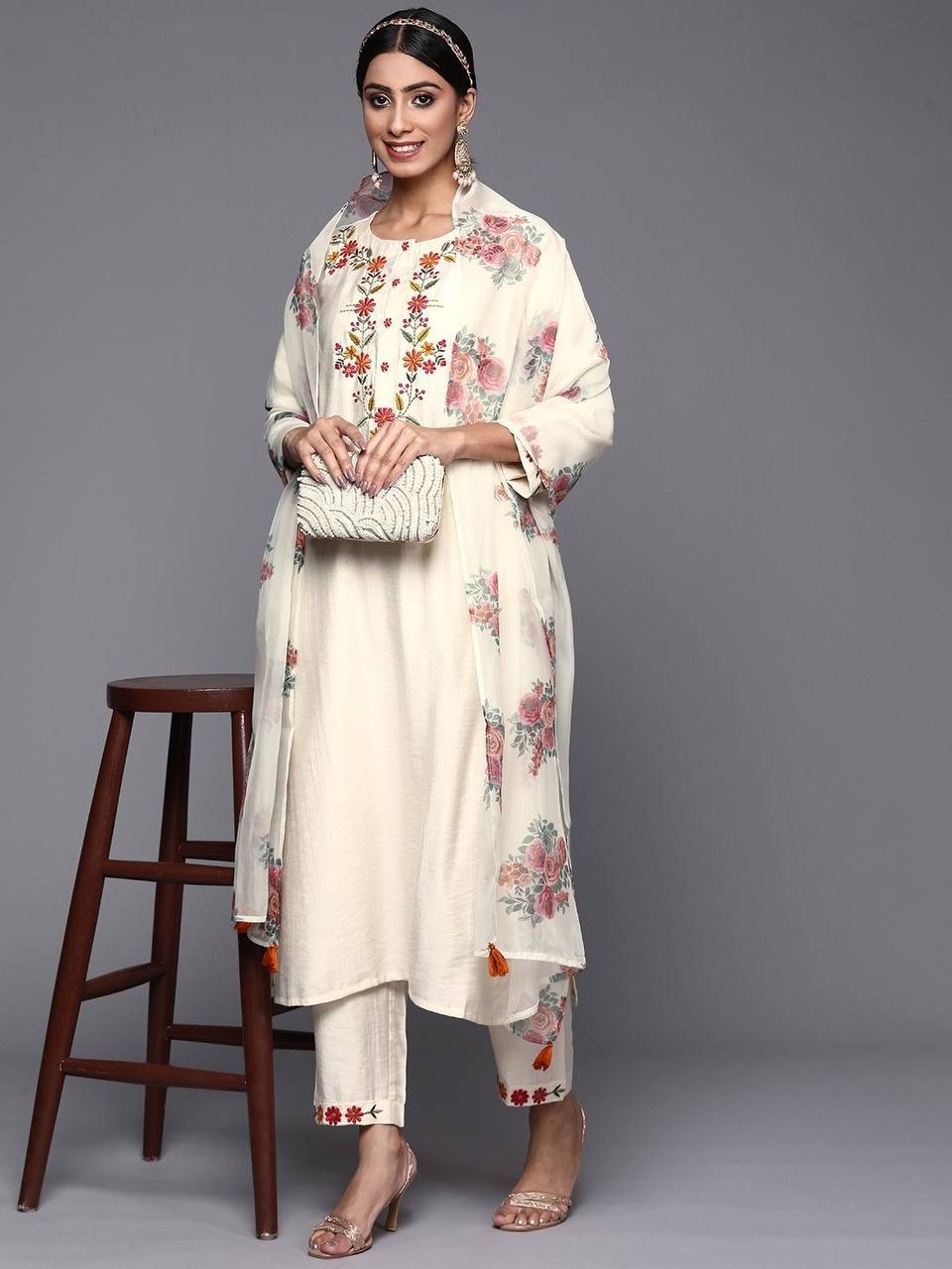 Off white floral printed kurta set