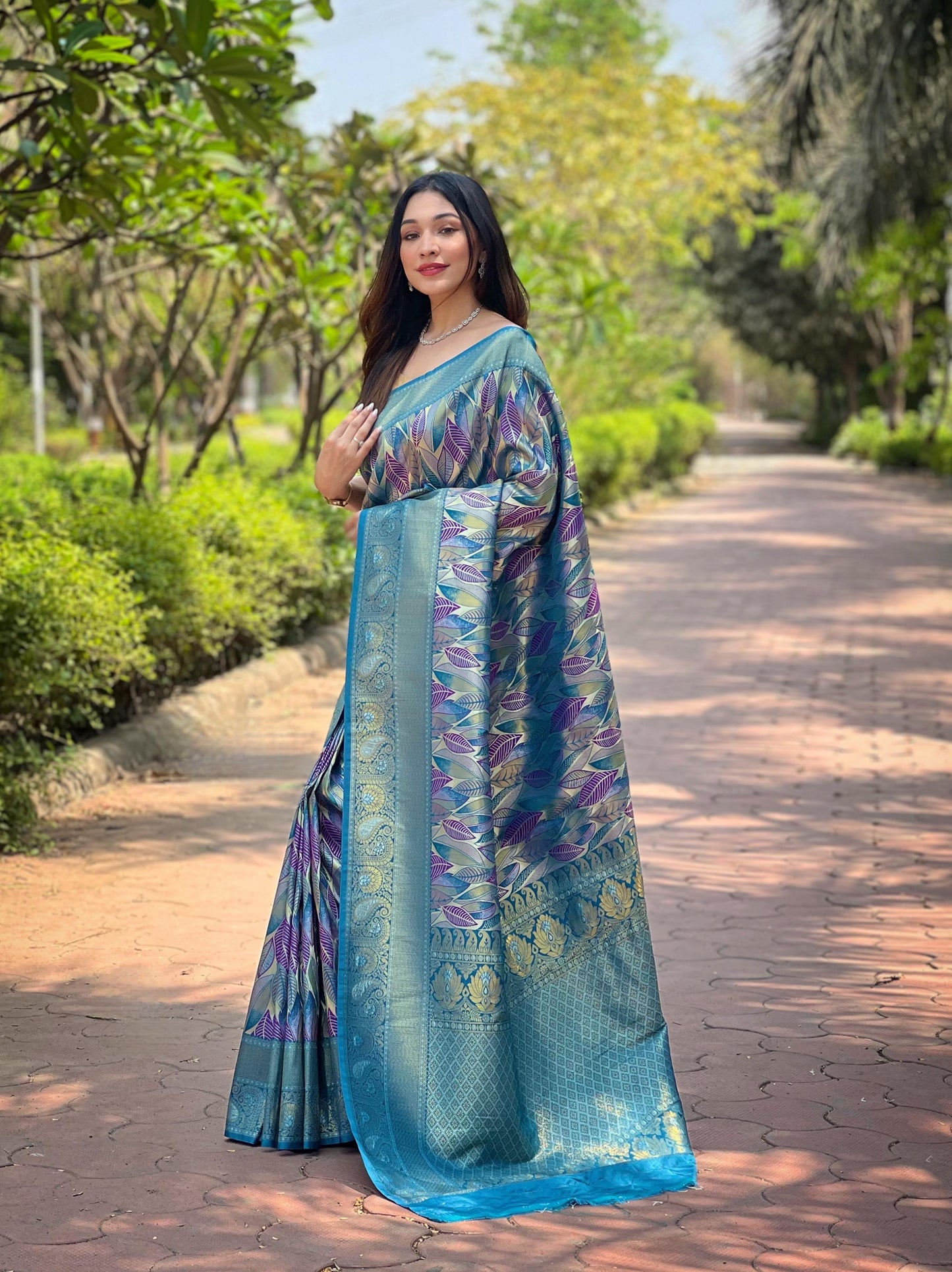 Kanika - Pure Kanchipattu Silk exquisite weaves body Saree with Stitched Blouse Options