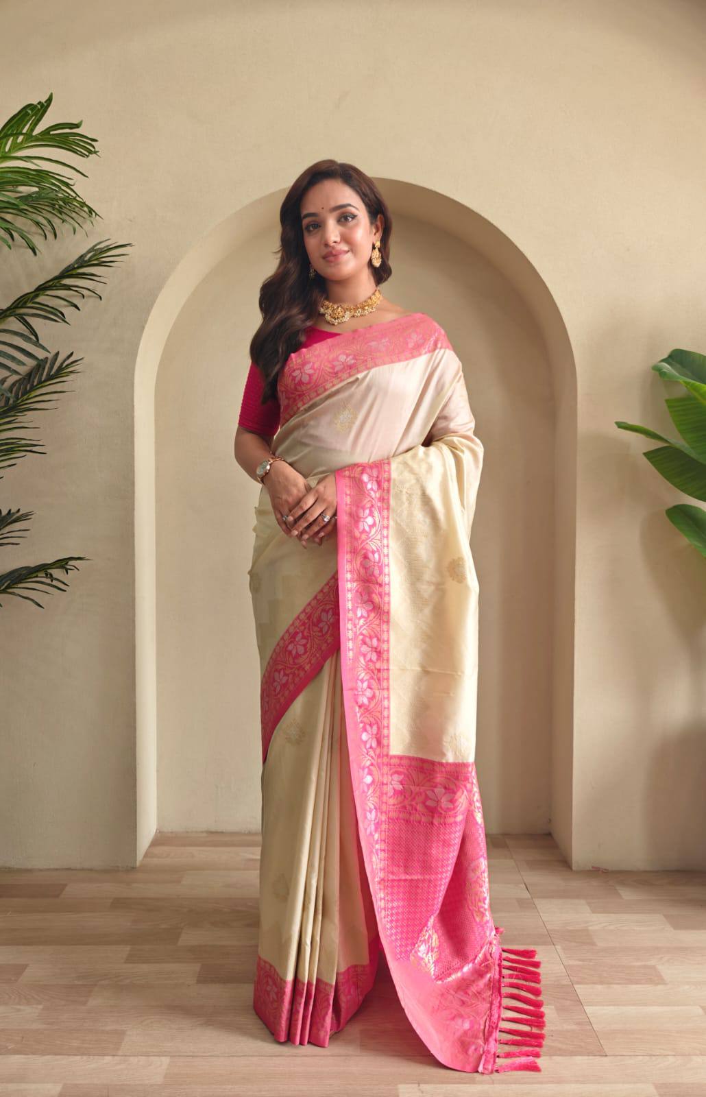 Priyanshi - Beautiful Dual Tone Soft Silk Saree with Zari Weaves with Stitched Blouse