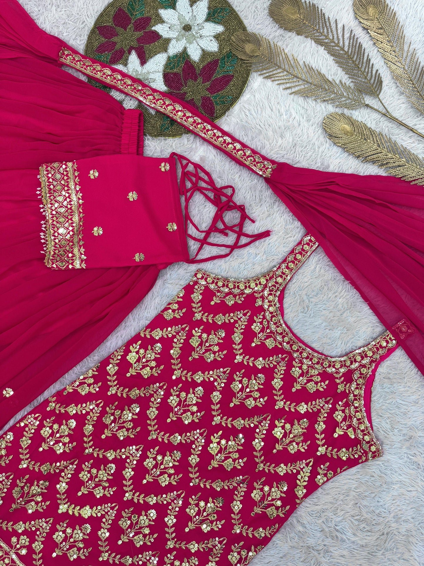 Pari - Rani Pink Sleeveless Soft Georgette Punjabi Suit